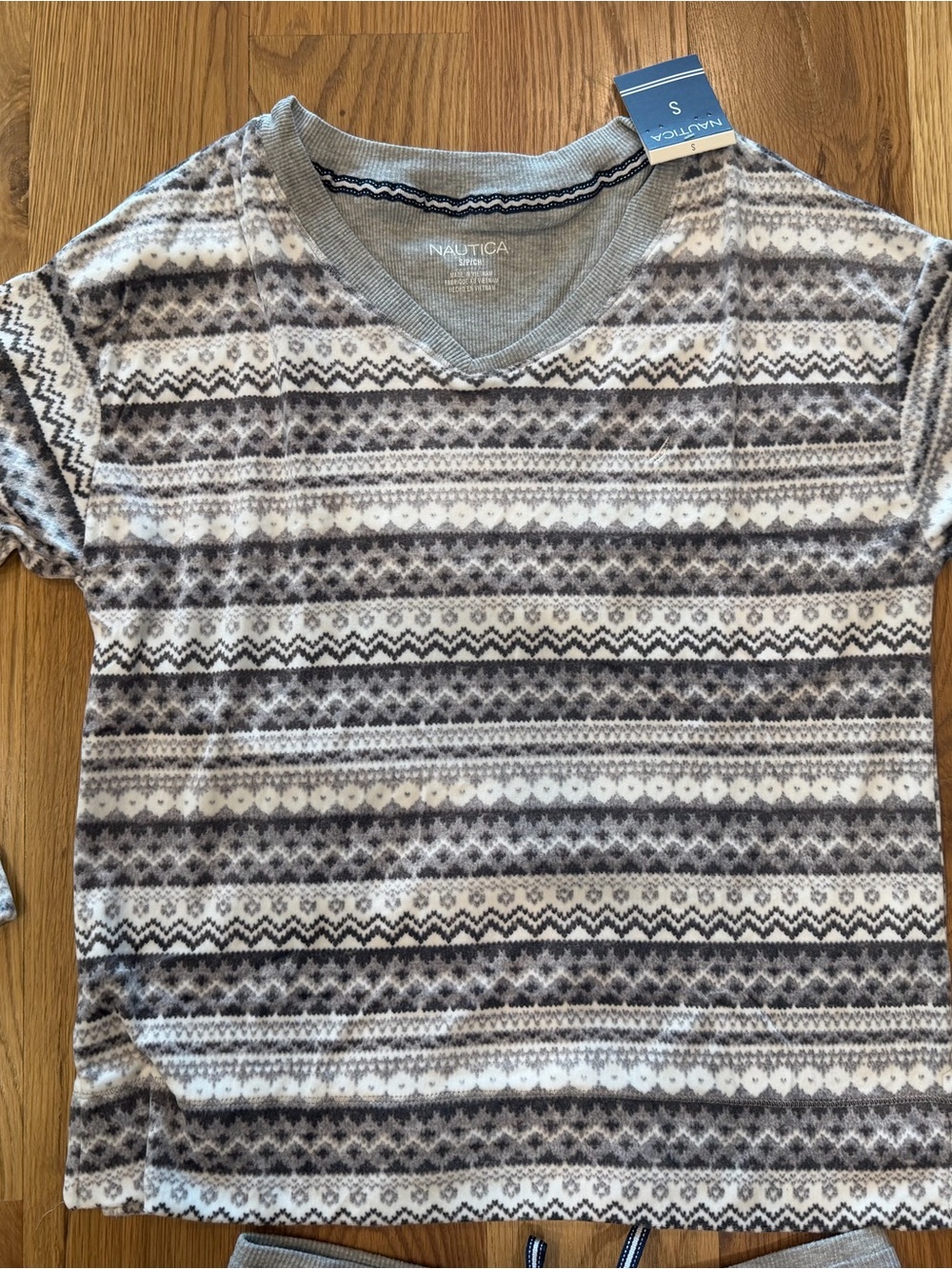 NWT Nautica Gray & Cream Fair Isle Long-Sleeve Pajama Set - Picture 4 of 5